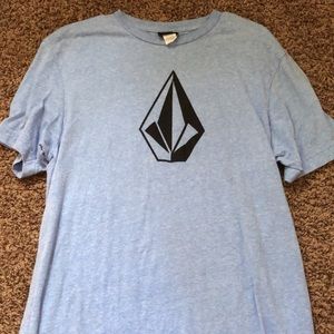 Men’s Volcom shirt